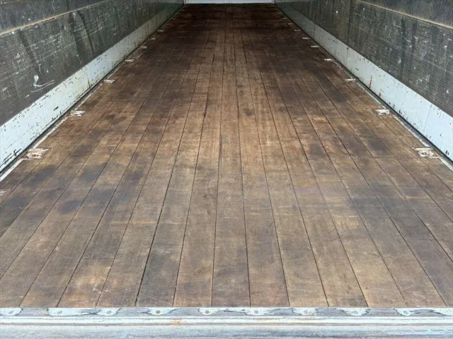 日野 プロフィア QPG-FR1EXEG(6x2)の写真8