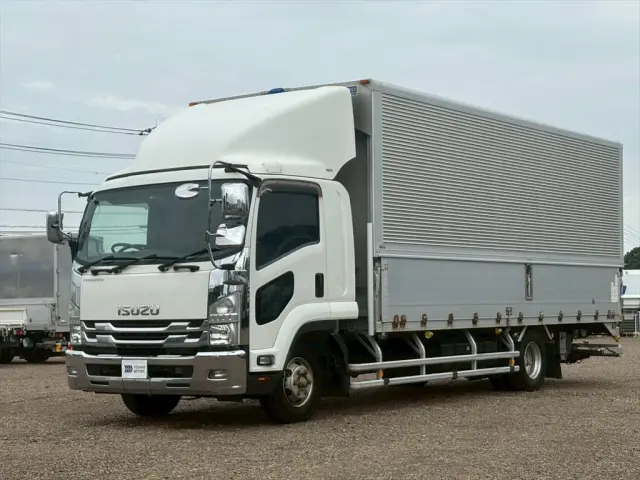 いすゞ フォワード TKG-FRR90T2の写真1