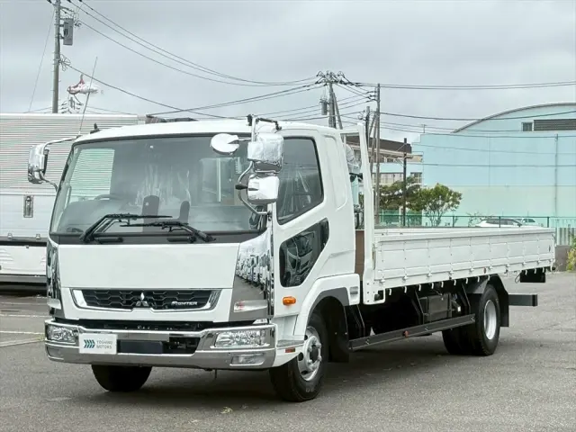 三菱 ファイター 2KG-FK62Fの写真1