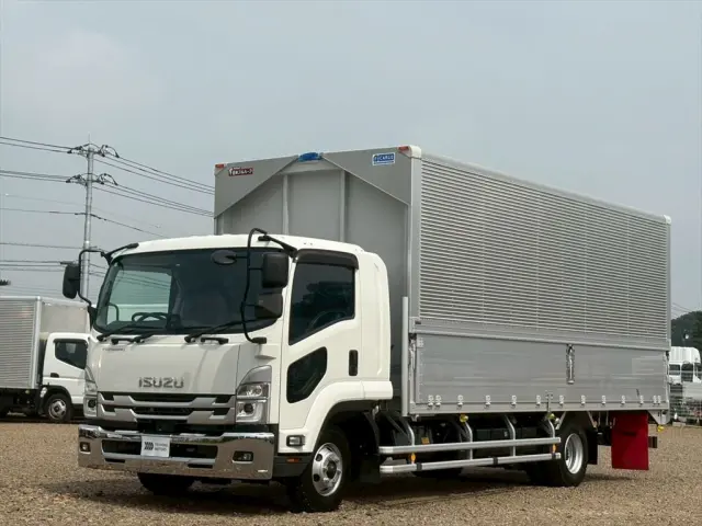 いすゞ フォワード 2RG-FRR90T2の写真1