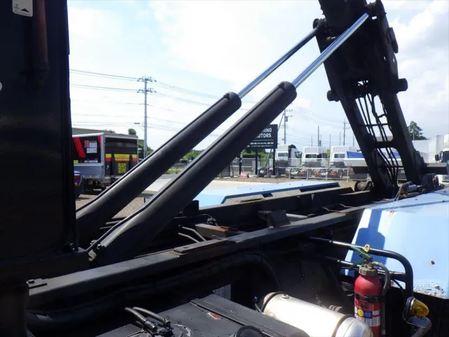 日産 その他 ADG-CD4XM(その他)の写真9