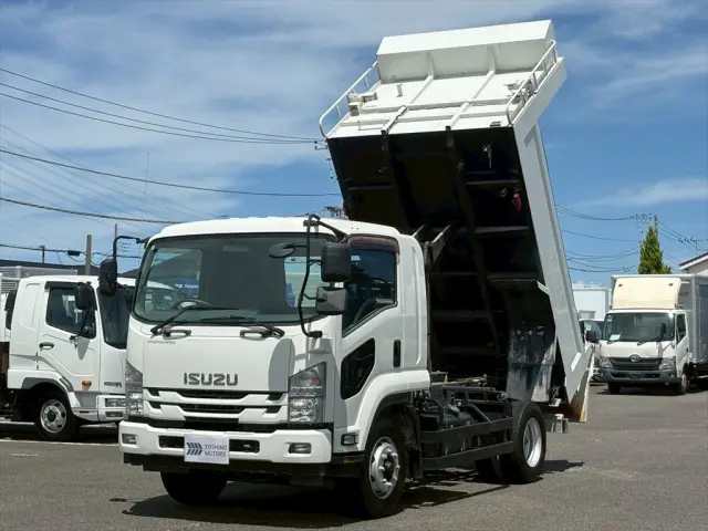 いすゞ フォワード LPG-FTR90S2の写真1