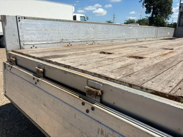 三菱 ファイター QDG-FQ62F(6x4)の写真9