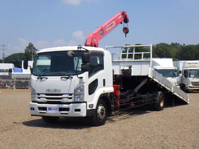 いすゞ フォワード LPG-FTR90S2の写真1