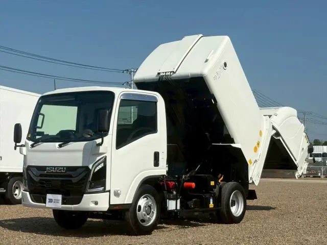 いすゞ エルフ 2RG-NMR88Mの写真1
