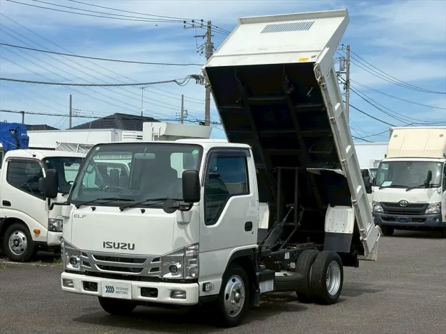 いすゞ エルフ 2RG-NJR88AN(その他)の写真1