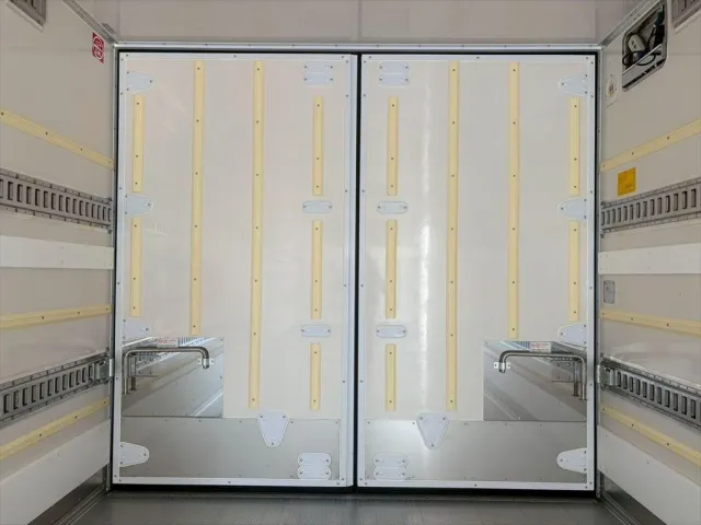 三菱 ファイター 2KG-FK65F(2WD)の写真11