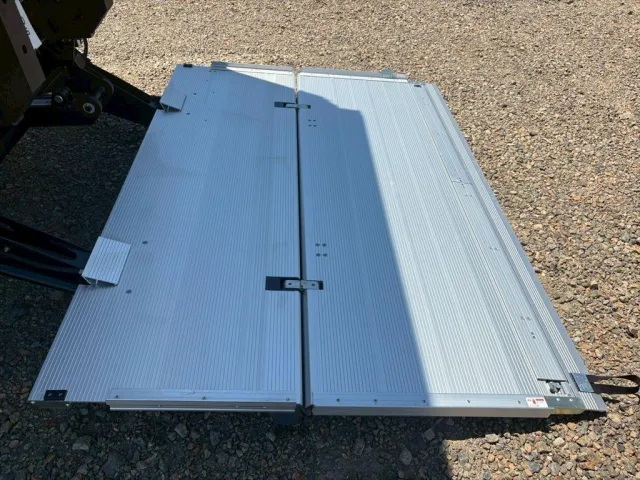 三菱 ファイター 2KG-FK65F(2WD)の写真12