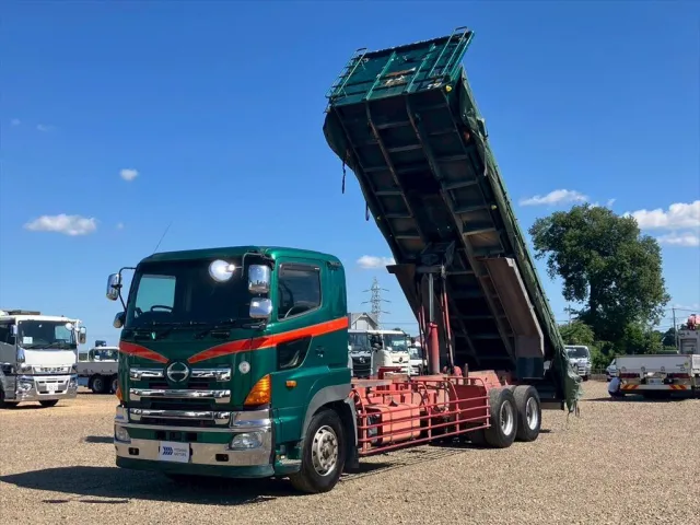 日野 プロフィア QKG-FR1EXBA(6x2)の写真1