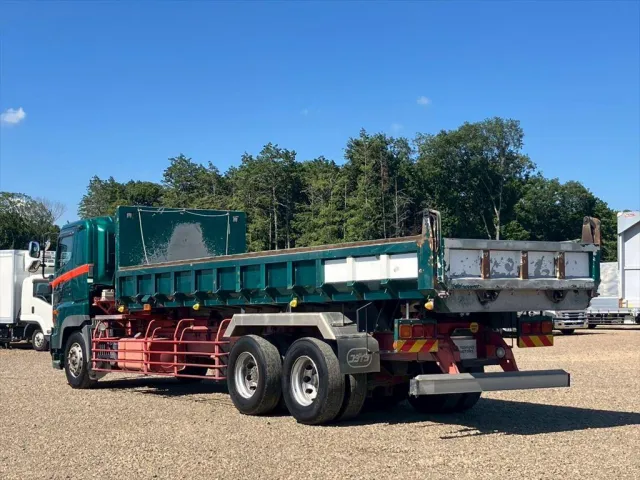 日野 プロフィア QKG-FR1EXBA(6x2)の写真3