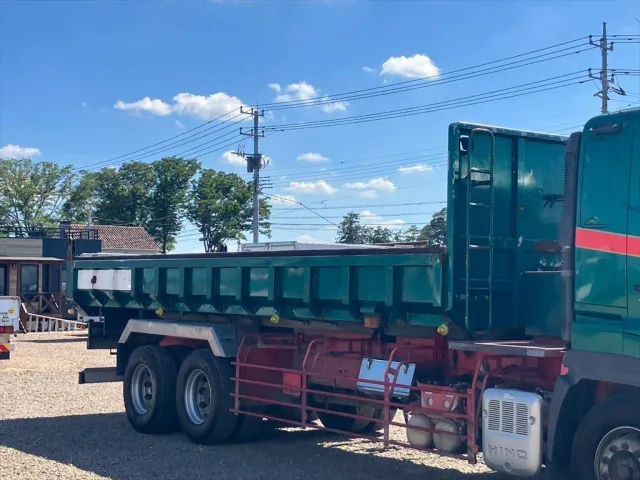 日野 プロフィア QKG-FR1EXBA(6x2)の写真5