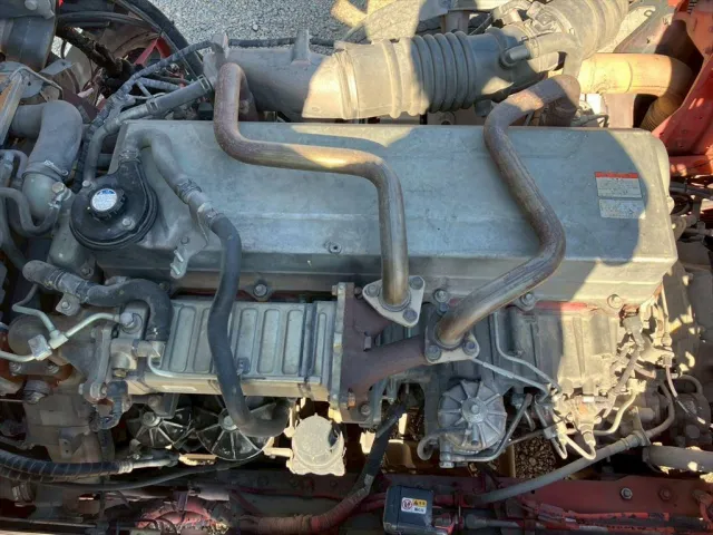 日野 プロフィア QKG-FR1EXBA(6x2)の写真19