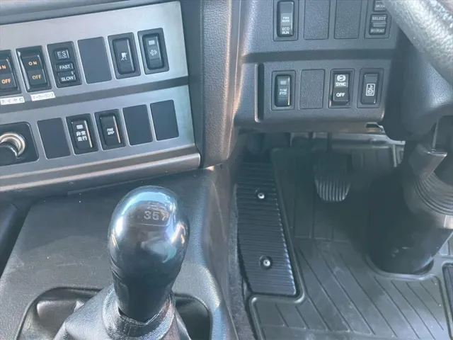 日野 プロフィア QKG-FR1EXBA(6x2)の写真23