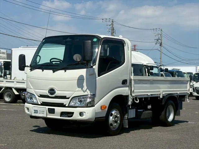 日野 デュトロ 2KG-XZC605M(2WD)の写真1
