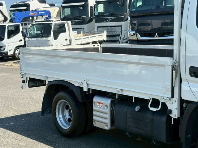 日野 デュトロ 2KG-XZC605M(2WD)の写真5