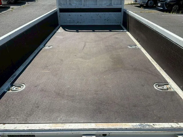 日野 デュトロ 2KG-XZC605M(2WD)の写真8