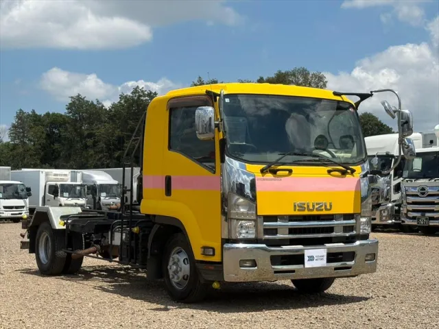 いすゞ フォワード TKG-FRR90S2(2WD)の写真2