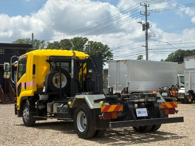 いすゞ フォワード TKG-FRR90S2(2WD)の写真3