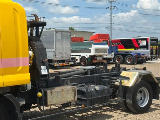 いすゞ フォワード TKG-FRR90S2(2WD)の写真6