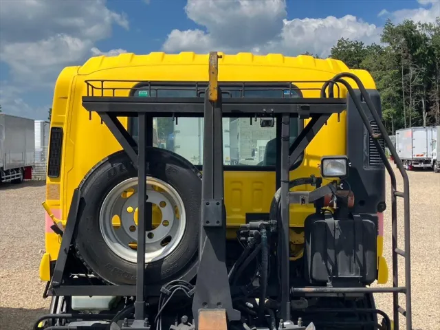 いすゞ フォワード TKG-FRR90S2(2WD)の写真7