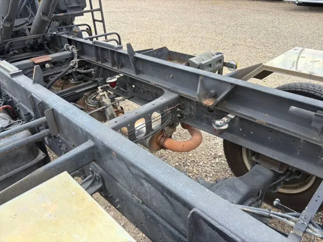 いすゞ フォワード TKG-FRR90S2(2WD)の写真13