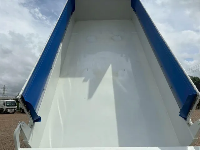 三菱 スーパーグレート 2PG-FV80VX(6x4)の写真8