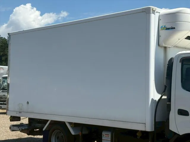 日野 デュトロ 2KG-XZU712M(2WD)の写真5