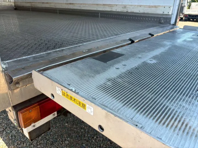 日野 デュトロ 2KG-XZU712M(2WD)の写真14