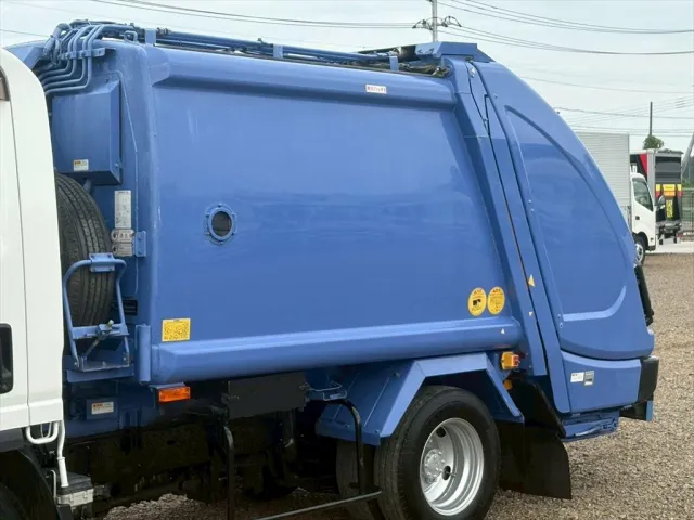 いすゞ エルフ TKG-NMR85AN(2WD)の写真6