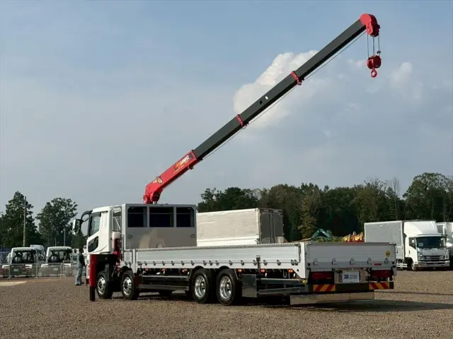 三菱 スーパーグレート 2PG-FS84VZ(8x4)の写真11