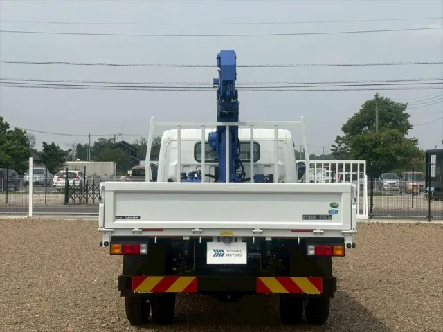 三菱 キャンター 2PG-FEB80(2WD)の写真12