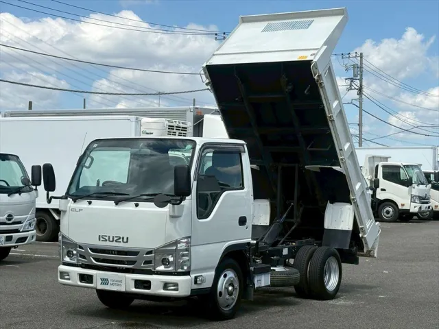 いすゞ エルフ 2RG-NJR88AD(2WD)の写真1