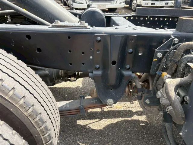 いすゞ エルフ 2RG-NJR88AD(2WD)の写真17