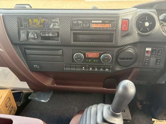 日野 レンジャー 2KG-FD2ABG(2WD)の写真22