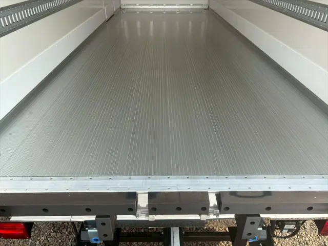 日野 レンジャー 2KG-FD2ABG(2WD)の写真8