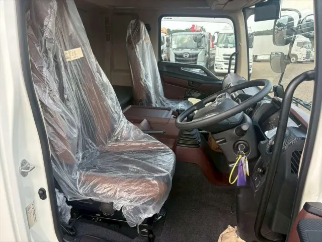 日野 レンジャー 2KG-FD2ABG(2WD)の写真21