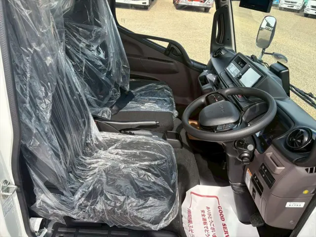 三菱 キャンター 2RG-FBA20(2WD)の写真20
