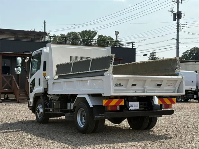 いすゞ フォワード 2RG-FRR90S1(2WD)の写真3