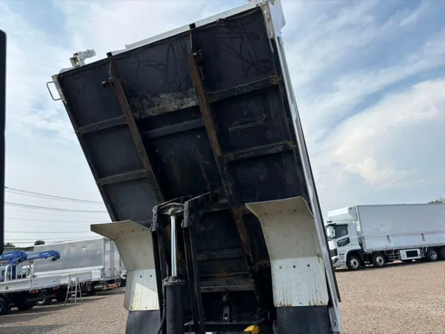 いすゞ フォワード 2RG-FRR90S1(2WD)の写真13