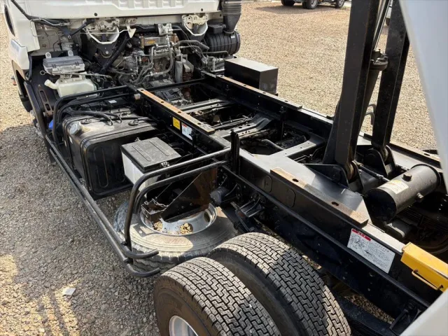 いすゞ フォワード 2RG-FRR90S1(2WD)の写真15