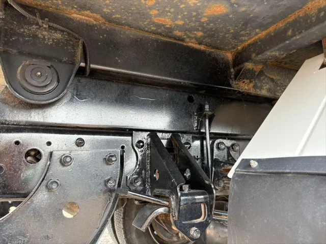 いすゞ フォワード 2RG-FRR90S1(2WD)の写真17