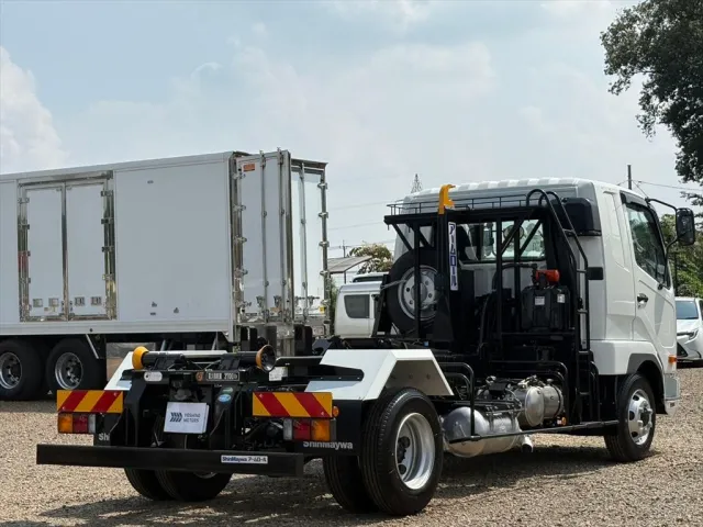 三菱 ファイター 2KG-FK62F(2WD)の写真4