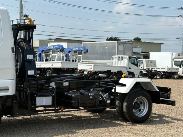 三菱 ファイター 2KG-FK62F(2WD)の写真6