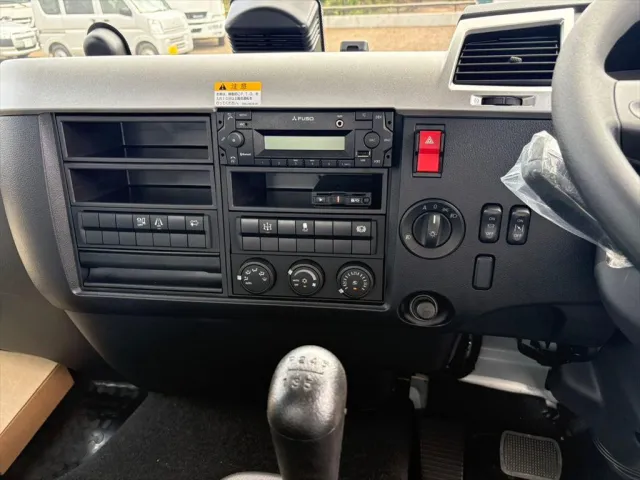 三菱 ファイター 2KG-FK62F(2WD)の写真22