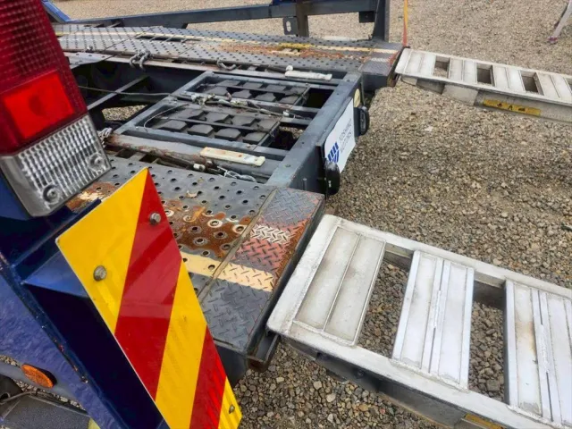 日野 レンジャー LDG-GK8JWAA(6x4)の写真13