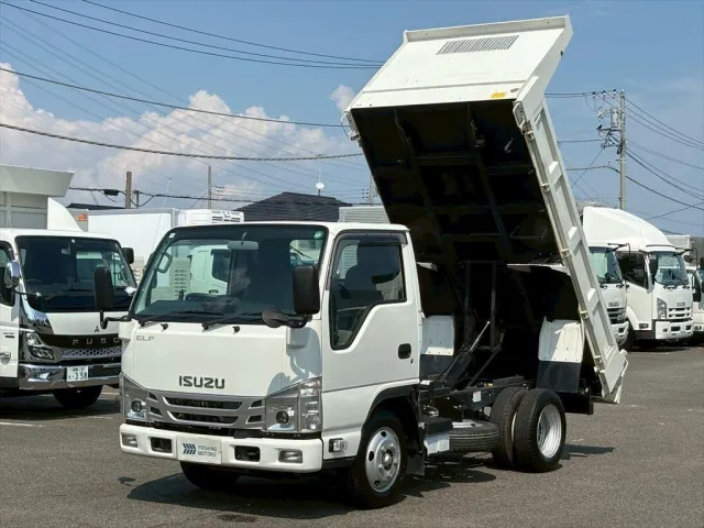 いすゞ エルフ 2RG-NJR88AD(2WD)の写真1