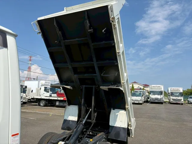 いすゞ エルフ 2RG-NJR88AD(2WD)の写真13