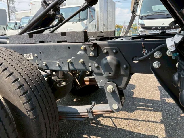 いすゞ エルフ 2RG-NJR88AD(2WD)の写真17