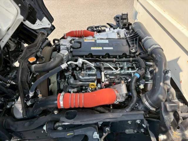 いすゞ エルフ 2RG-NJR88AD(2WD)の写真19