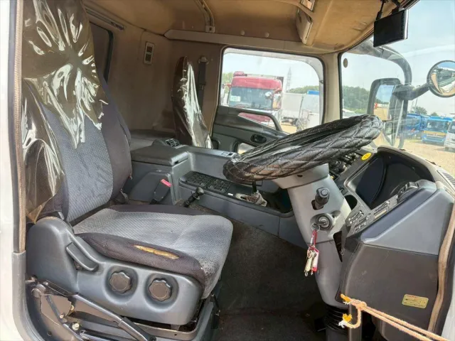 三菱 スーパーグレート BDG-FU50JY(6x2)の写真21